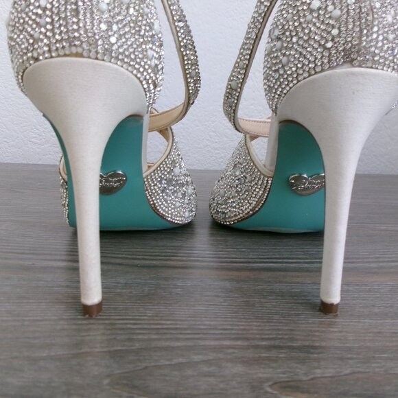 Betsey Johnson BAYLI Crystals and Pearls High Heels Shoes 6 White Open Toe - Picture 12 of 15
